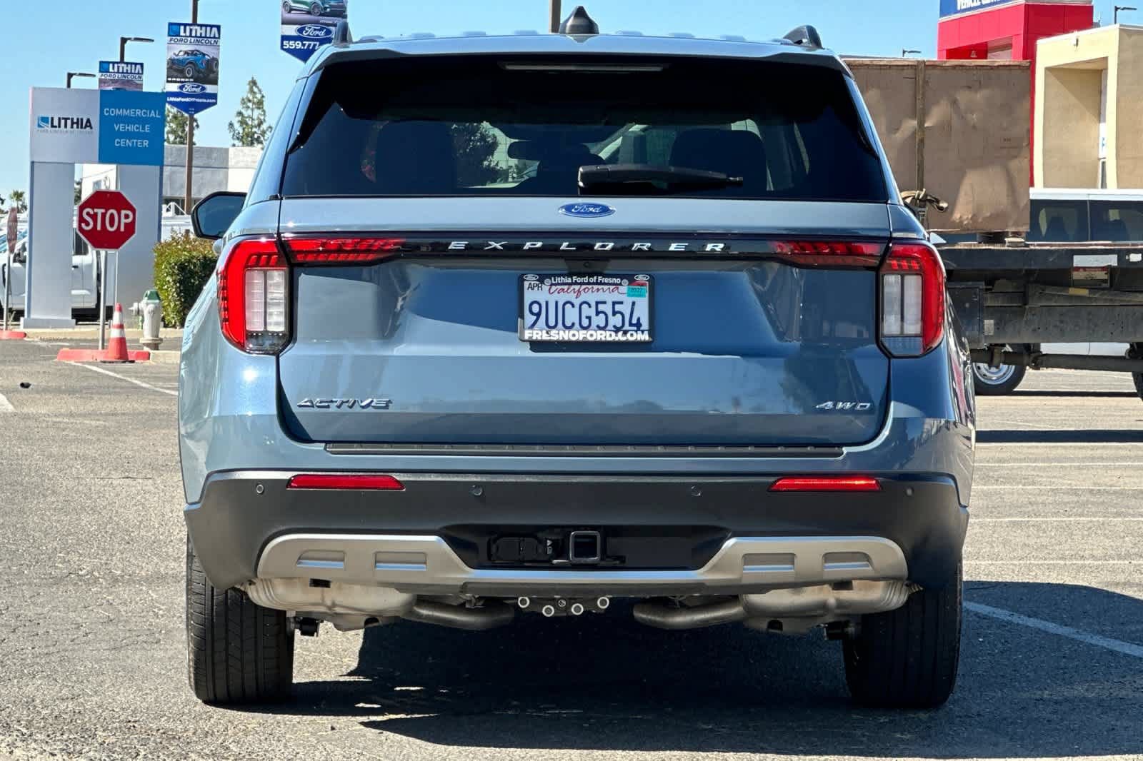 Certified 2025 Ford Explorer Active w/ Active Comfort Package AWD/4WD image 8