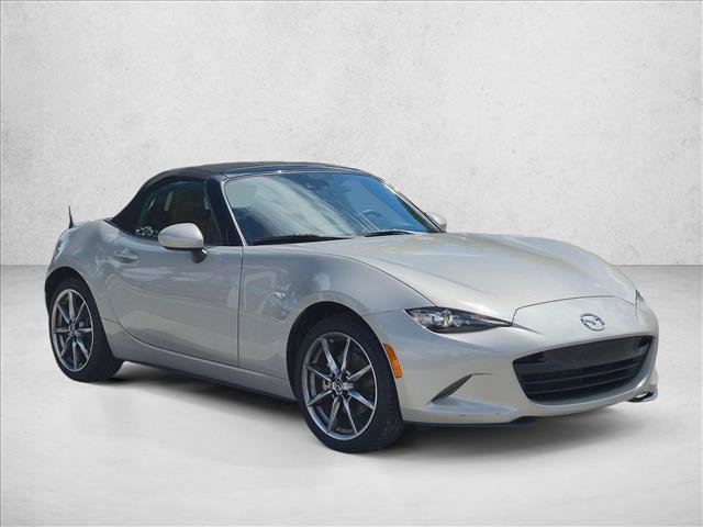 Used 2022 MAZDA MX-5 Miata Grand Touring w/ Weather Package RWD image 3