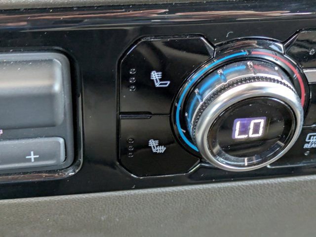 Used 2025 GMC Sierra 1500 SLT image 28