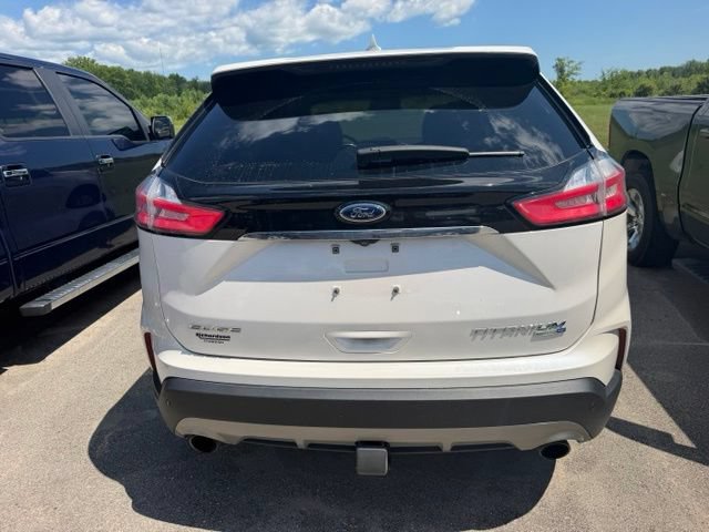 Certified 2019 Ford Edge Titanium w/ Equipment Group 301A AWD/4WD image 10
