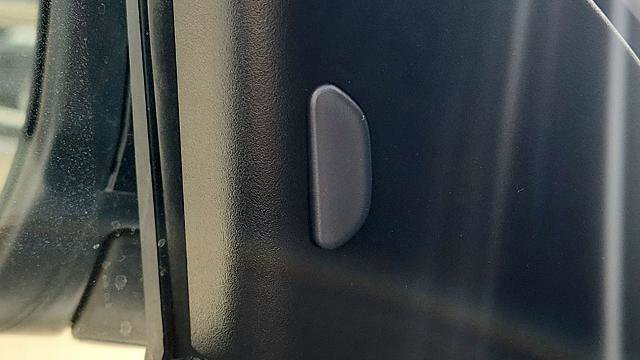 Used 2024 Nissan Kicks SR image 33