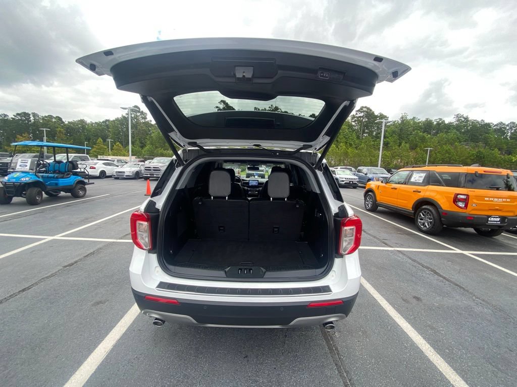 Certified 2021 Ford Explorer Limited w/ Equipment Group 301A RWD image 28