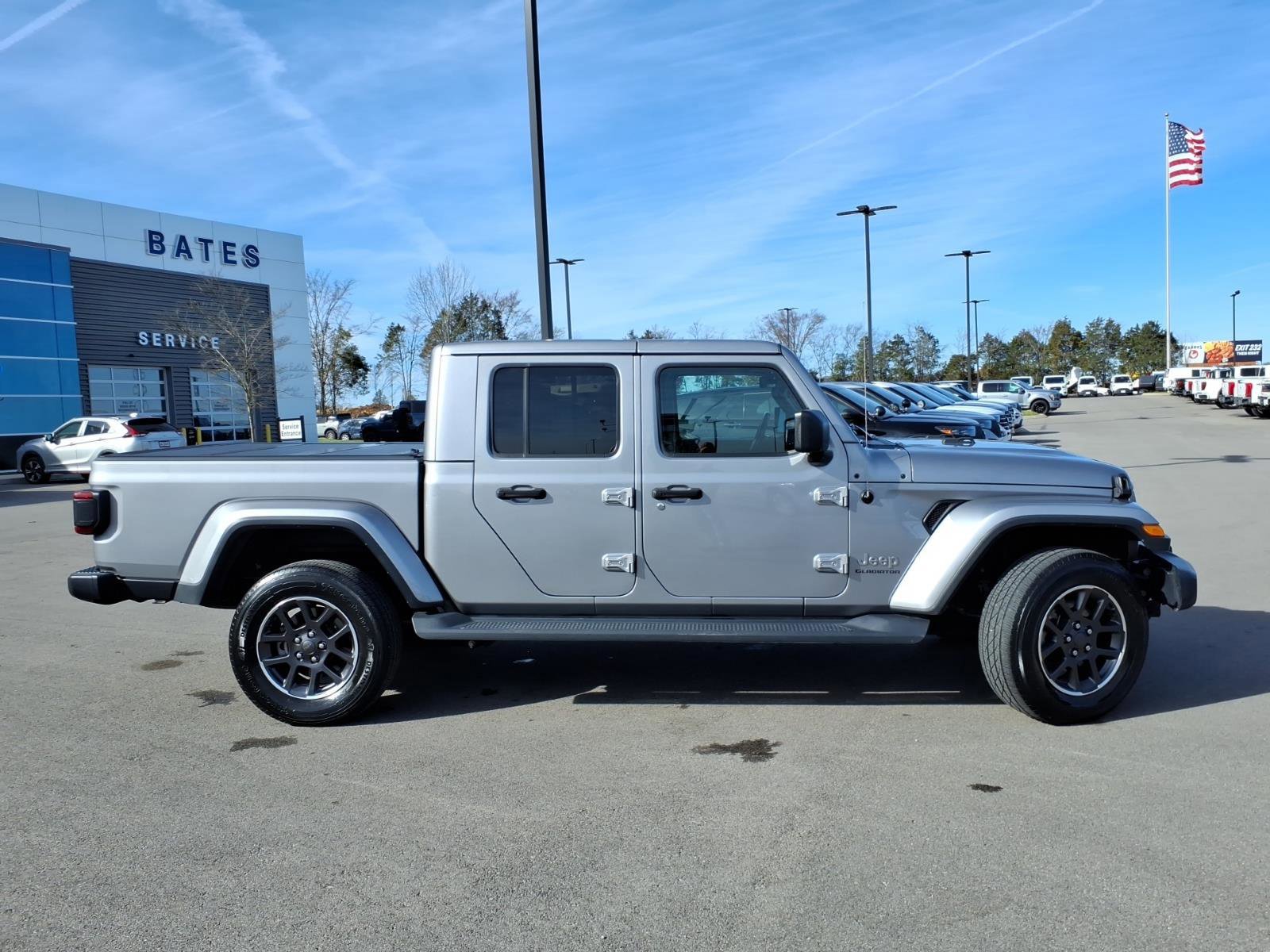 Used 2020 Jeep Gladiator Overland image 6
