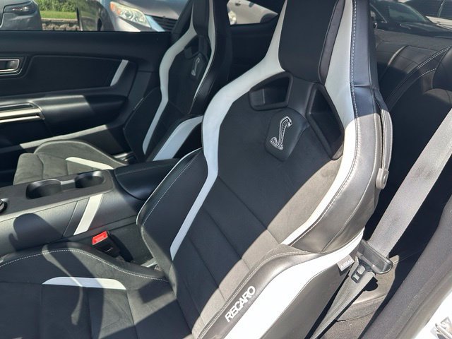Certified 2021 Ford Mustang Shelby GT500 w/ Technology Package RWD image 17