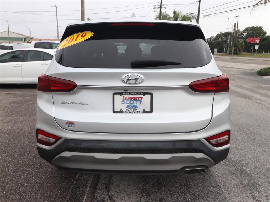 Used 2019 Hyundai Santa Fe SEL image 9