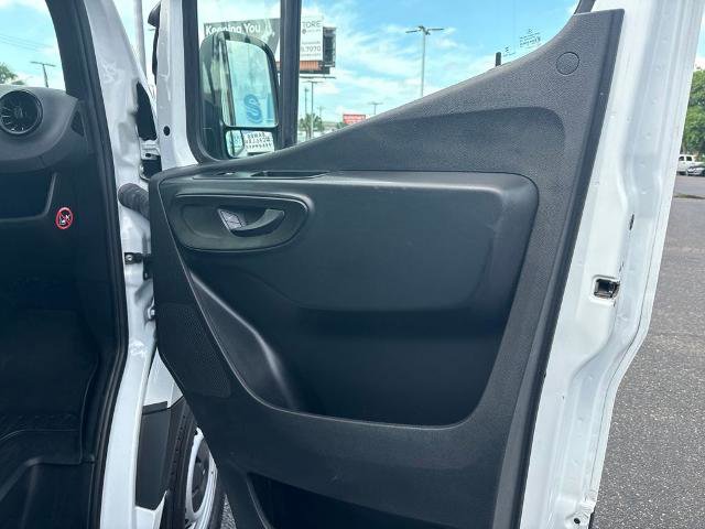 Used 2024 Mercedes-Benz Sprinter 2500 image 18