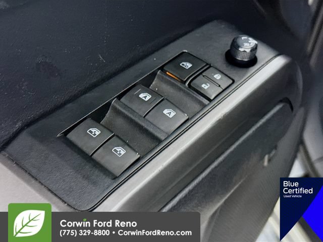Used 2021 Toyota Tacoma TRD Sport w/ TRD Premium Sport Package AWD/4WD image 21