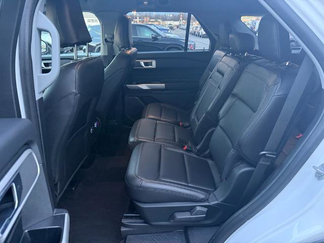 Certified 2021 Ford Explorer XLT w/ Equipment Group 202A image 13