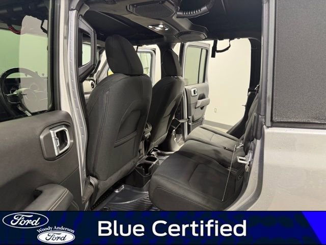 Used 2020 Jeep Gladiator Overland w/ Safety Group image 22