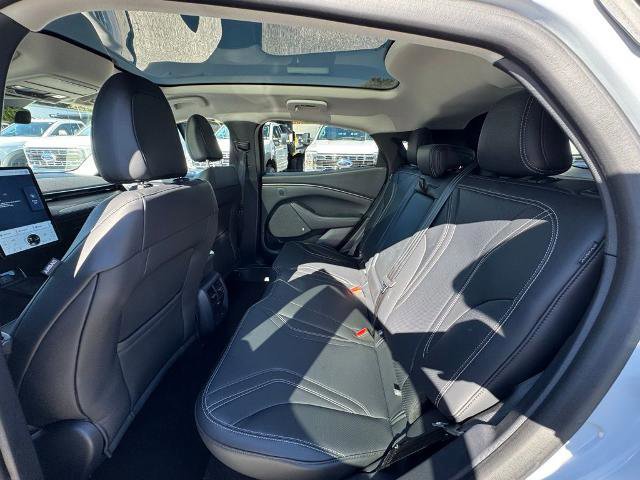 Certified 2022 Ford Mustang Mach-E Premium AWD/4WD image 8