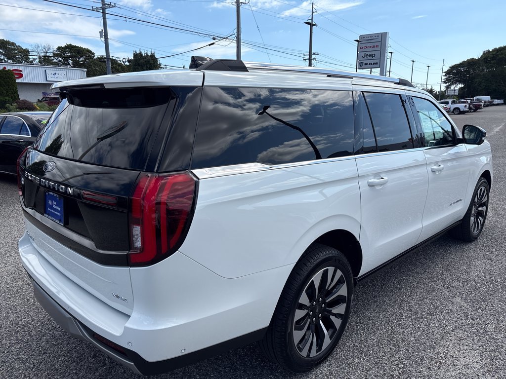 Certified 2025 Ford Expedition Max Platinum w/ Driver's Package AWD/4WD image 29