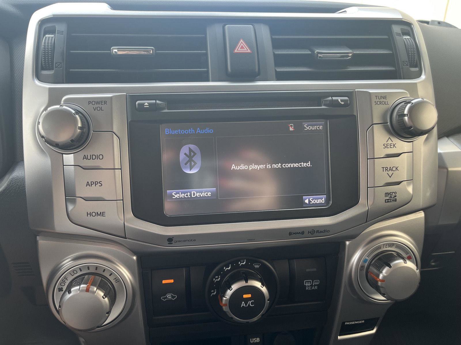 Used 2018 Toyota 4Runner SR5 AWD/4WD image 23