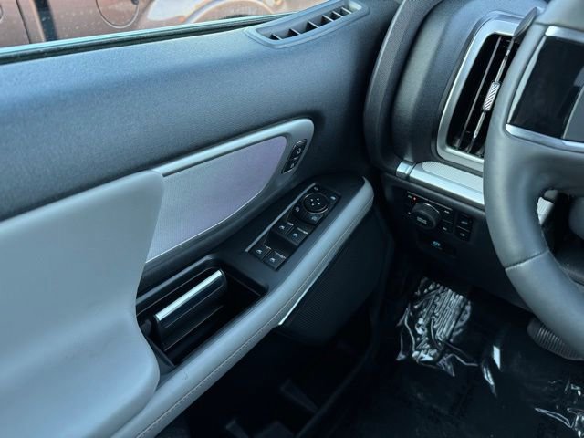 Certified 2025 Ford Expedition Max Active image 39