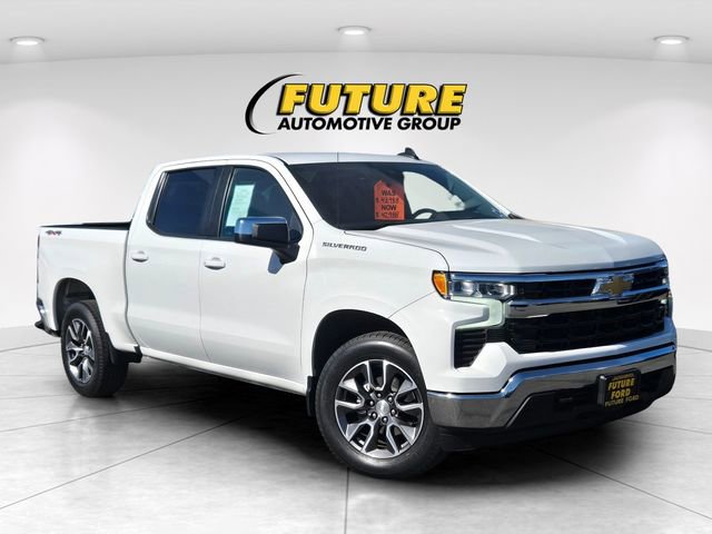 Used 2022 Chevrolet Silverado 1500 LT AWD/4WD image 1