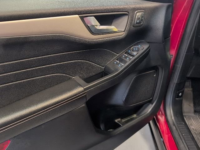 Certified 2021 Ford Escape SEL w/ Technology Package image 15