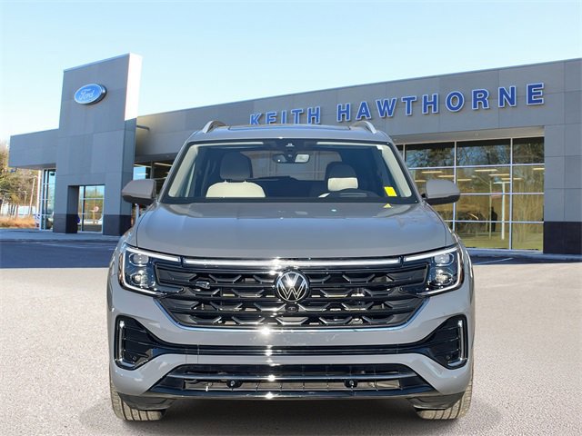 Used 2025 Volkswagen Atlas SEL Premium R-Line image 6