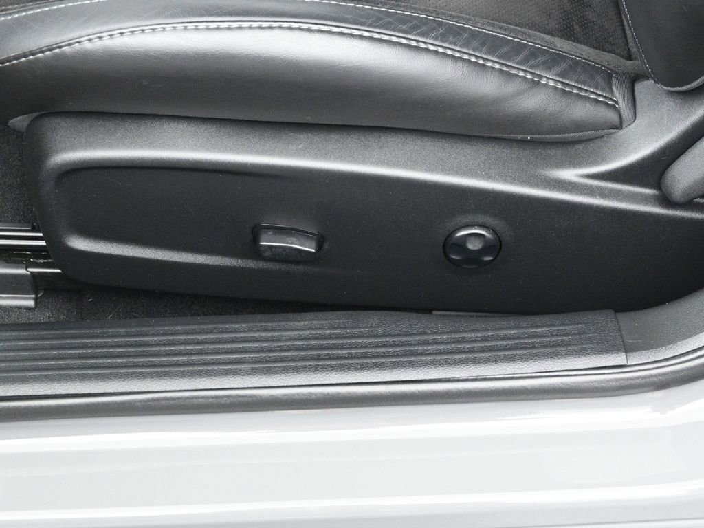 Used 2019 Dodge Challenger GT w/ Plus Package image 40