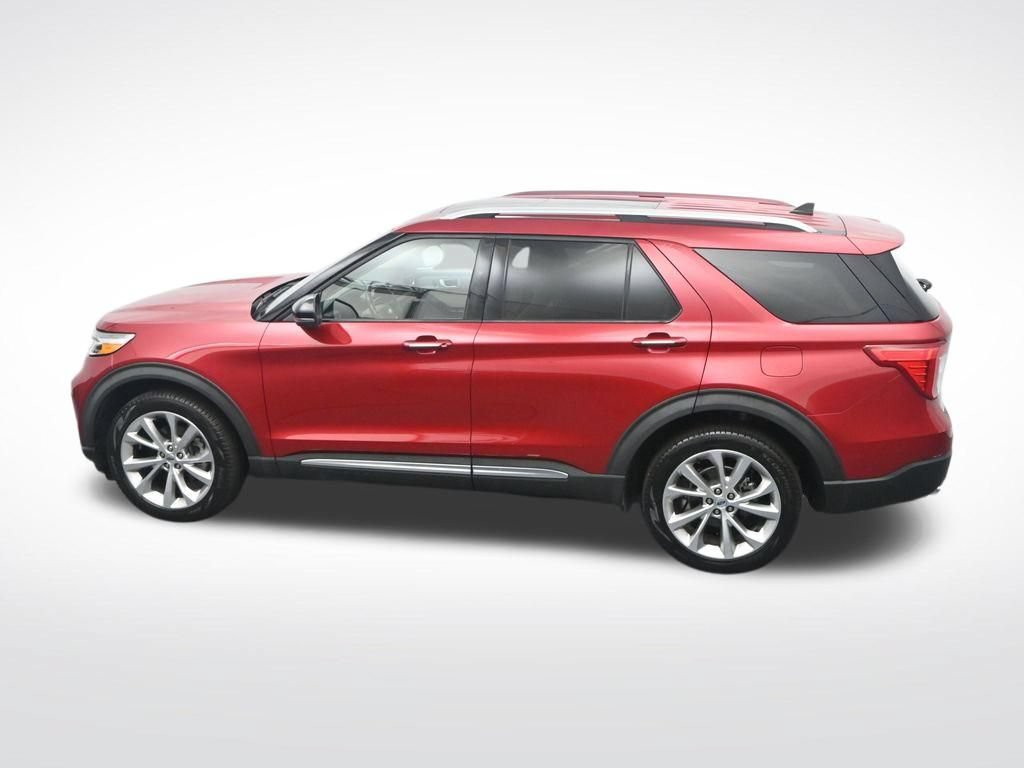 Certified 2021 Ford Explorer Platinum w/ Equipment Group 601A AWD/4WD image 37