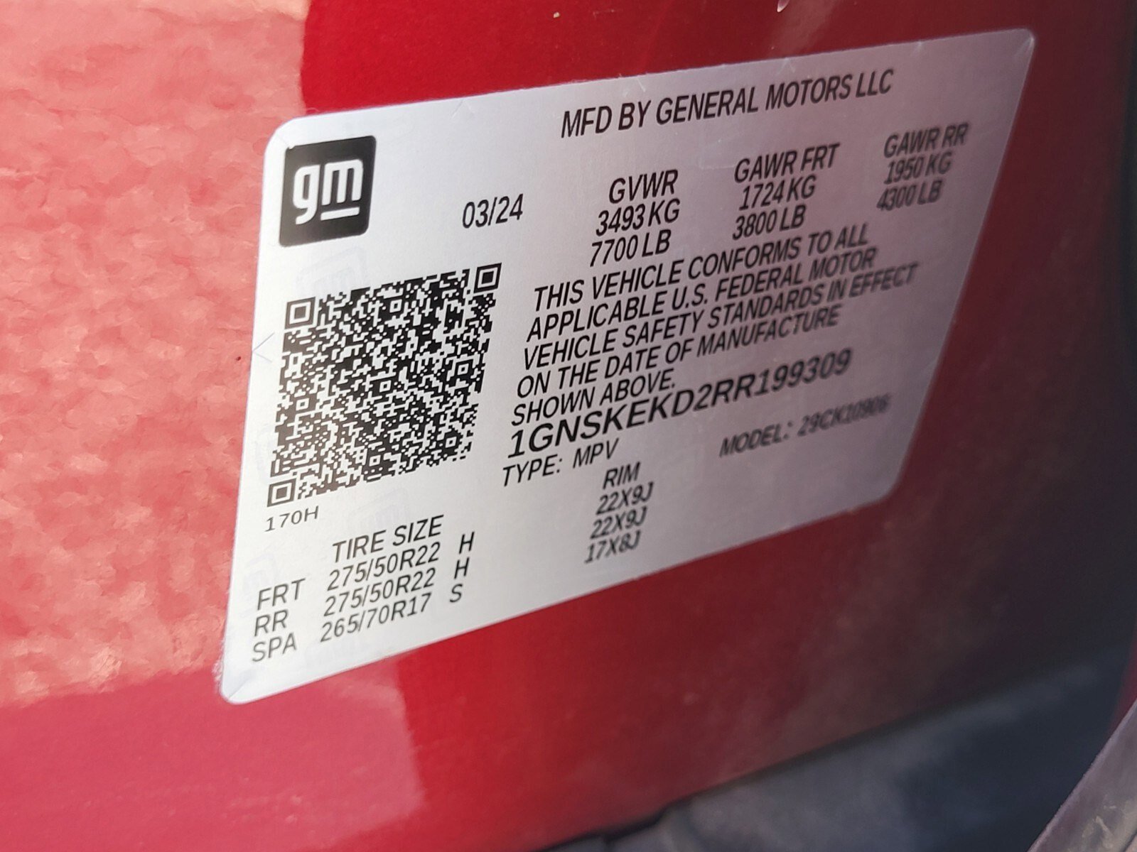 Used 2024 Chevrolet Suburban RST w/ Luxury Package image 36