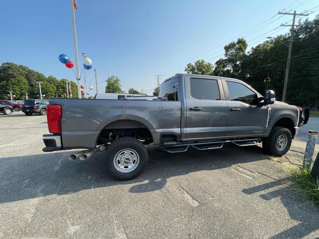 Certified 2025 Ford F250 XL w/ XL Off-Road Package AWD/4WD image 8