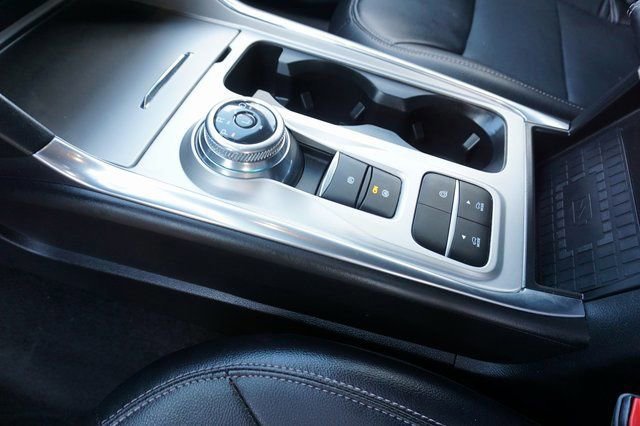 Certified 2022 Ford Explorer Limited w/ Limited Technology Package image 30