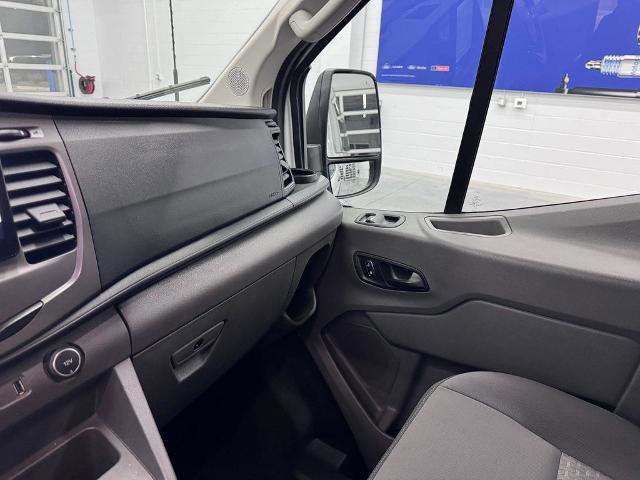 Certified 2022 Ford Transit 350 XLT RWD image 21