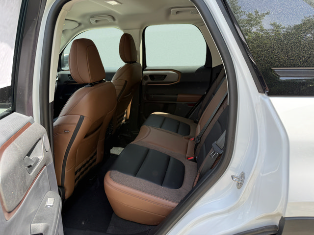 Certified 2025 Ford Bronco Sport Outer Banks w/ Outer Banks Tech Package+ AWD/4WD image 5