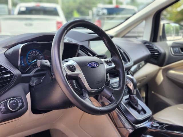 Certified 2017 Ford C-MAX Titanium w/ Equipment Group 301A FWD image 19