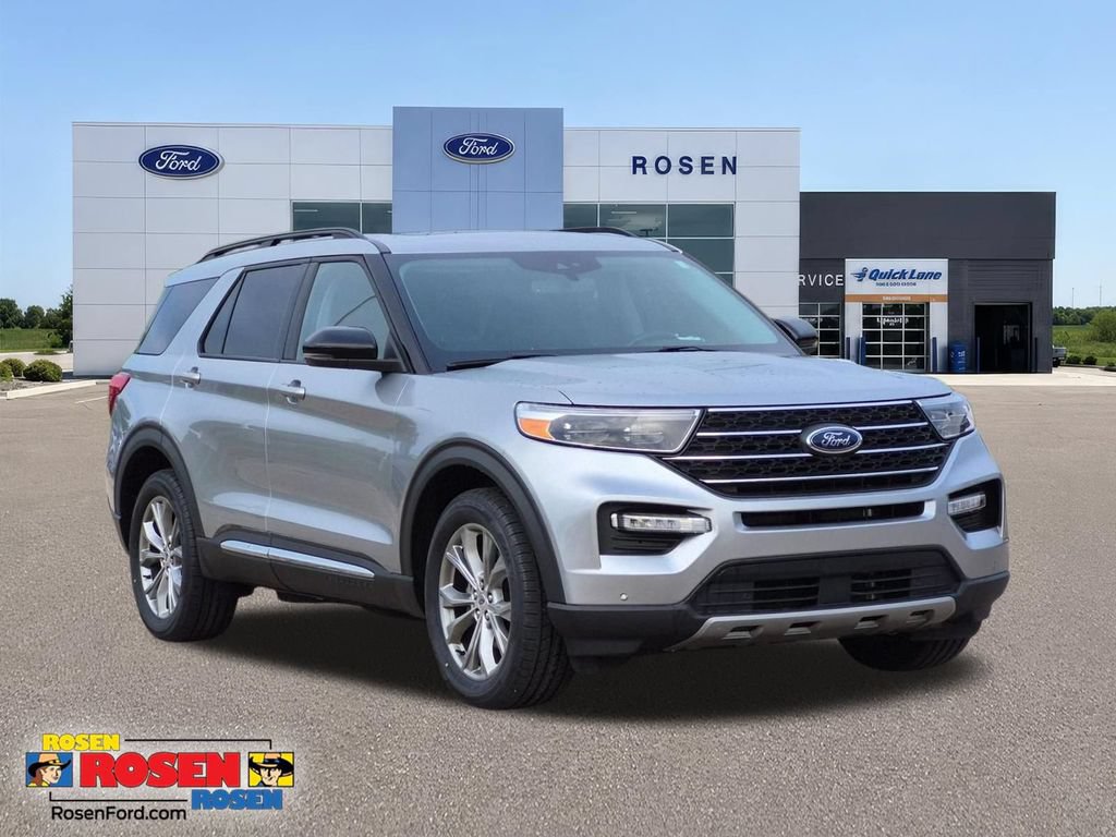 Certified 2023 Ford Explorer XLT w/ Equipment Group 202A