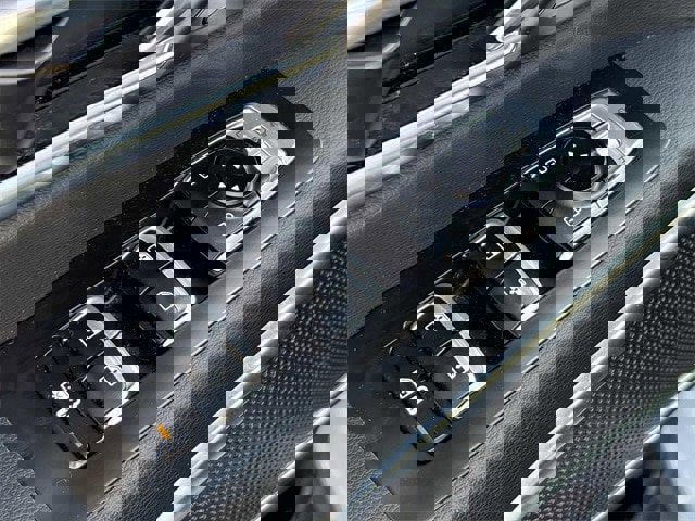 Used 2020 Kia Telluride SX image 24