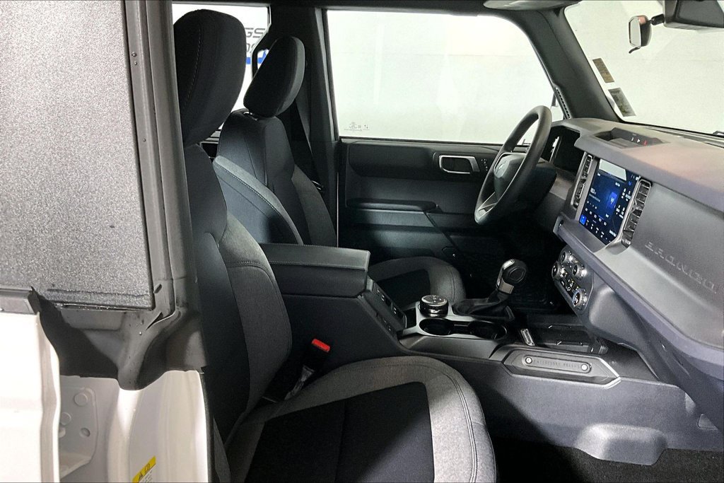Certified 2025 Ford Bronco 4-Door AWD/4WD image 6