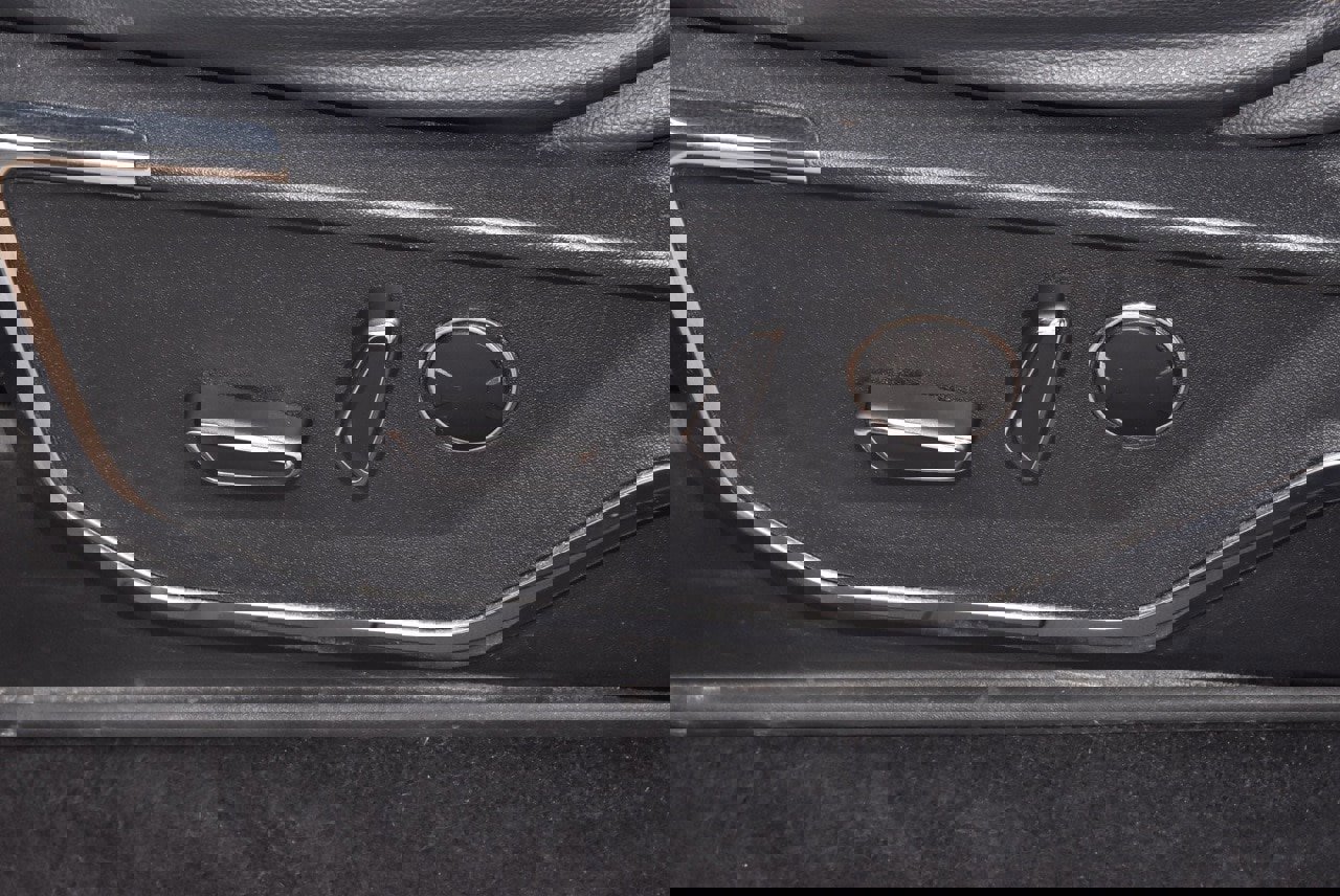 Certified 2023 Ford F150 Lariat w/ Equipment Group 502A High image 39