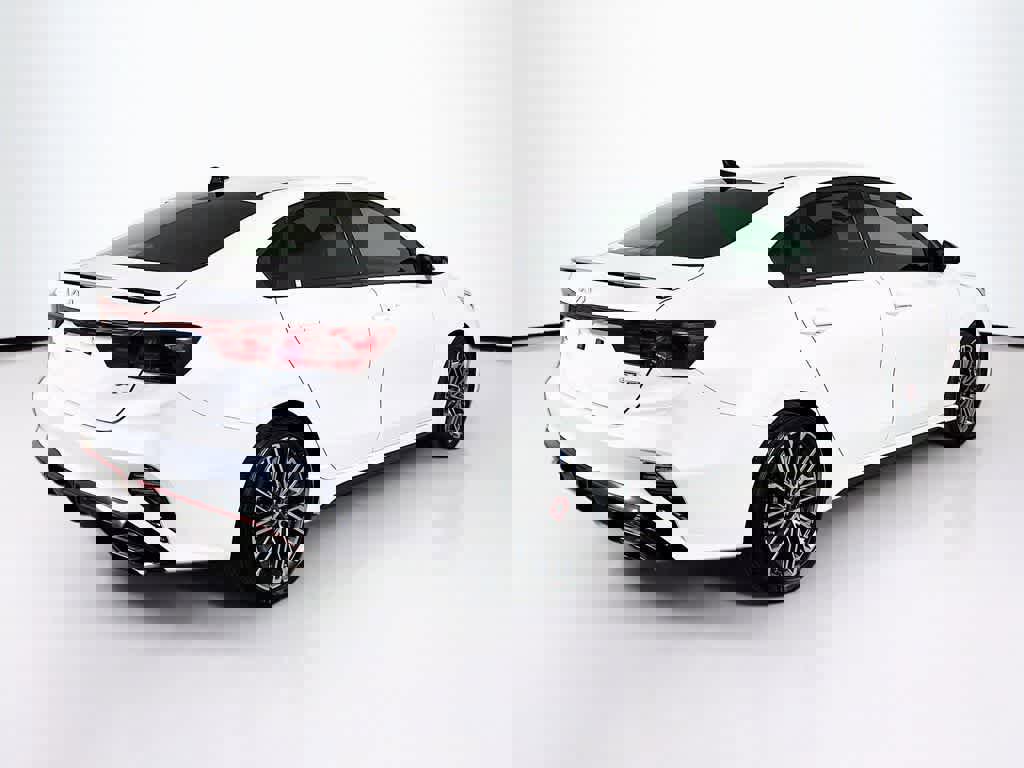 Used 2024 Kia Forte GT image 5