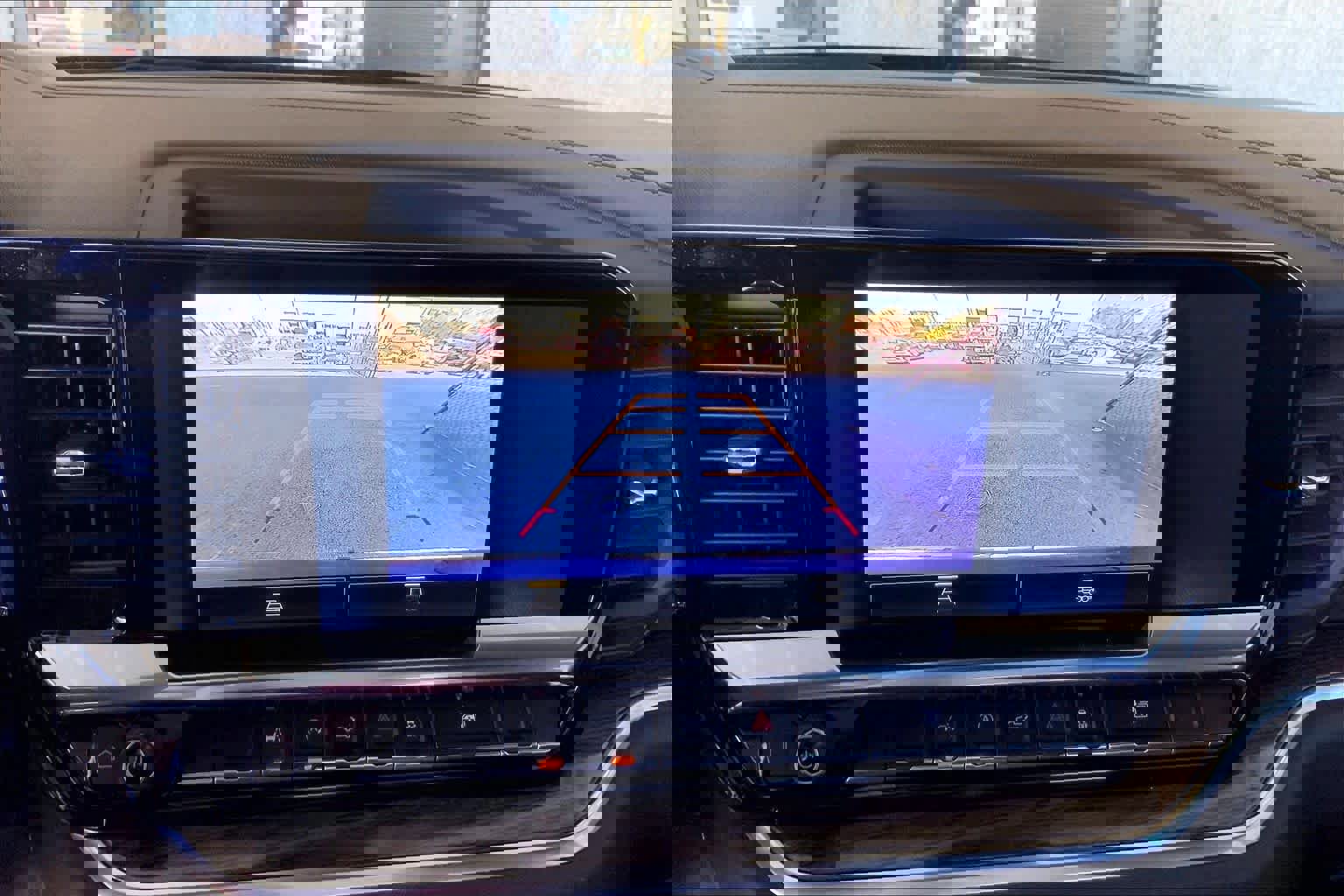 Used 2022 Chevrolet Silverado 1500 LT image 28