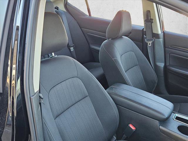 Used 2025 Nissan Altima 2.5 SV image 25