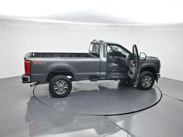Certified 2025 Ford F350 XLT w/ FX4 Off-Road Package AWD/4WD image 40
