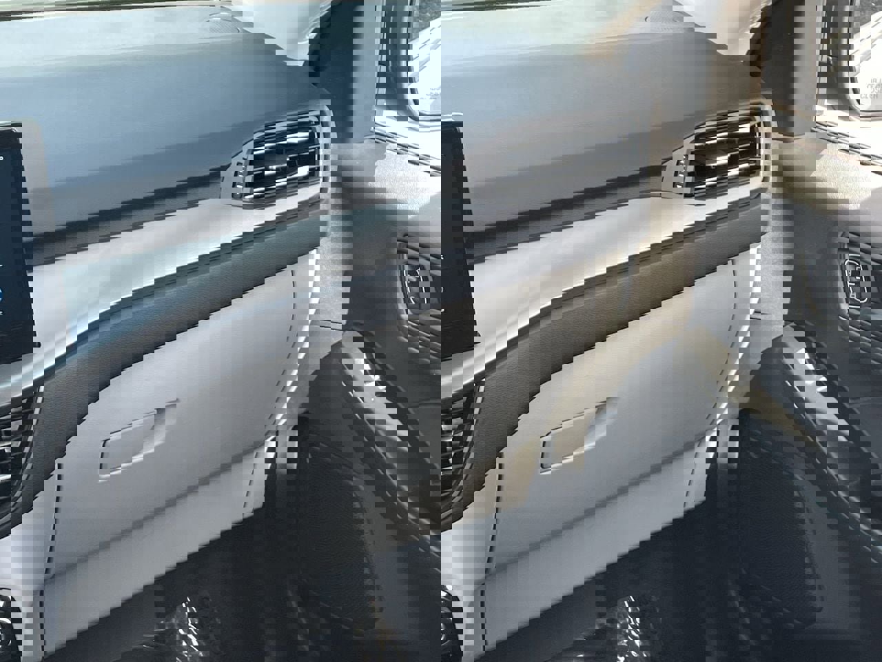 Certified 2024 Ford Escape Active w/ Tech Pack #1 image 18