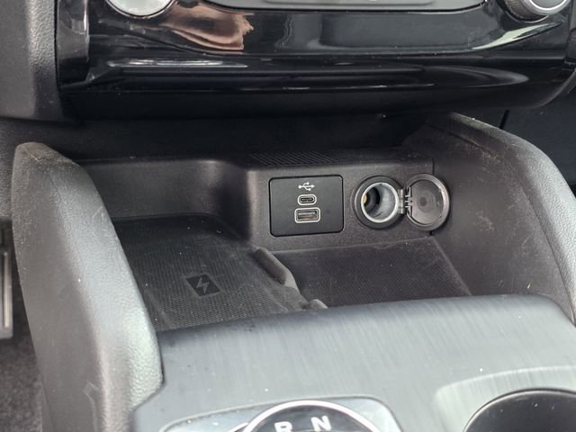 Certified 2025 Ford Escape Platinum AWD/4WD image 22