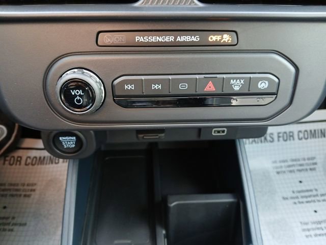 Certified 2026 Ford Maverick Lobo AWD/4WD image 24