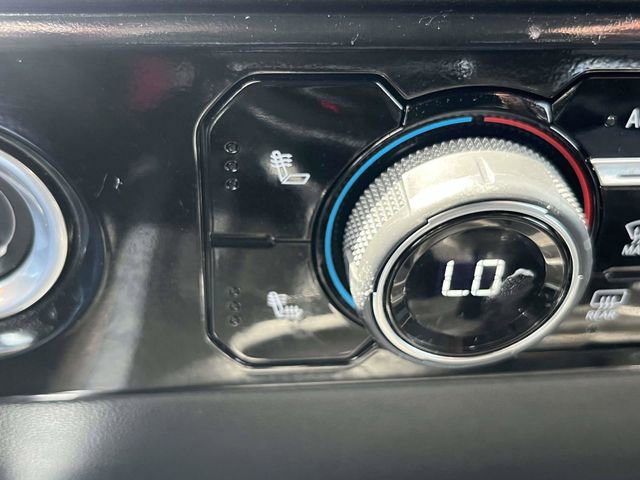 Used 2024 Chevrolet Silverado 1500 RST w/ Z71 Off-Road Package image 17