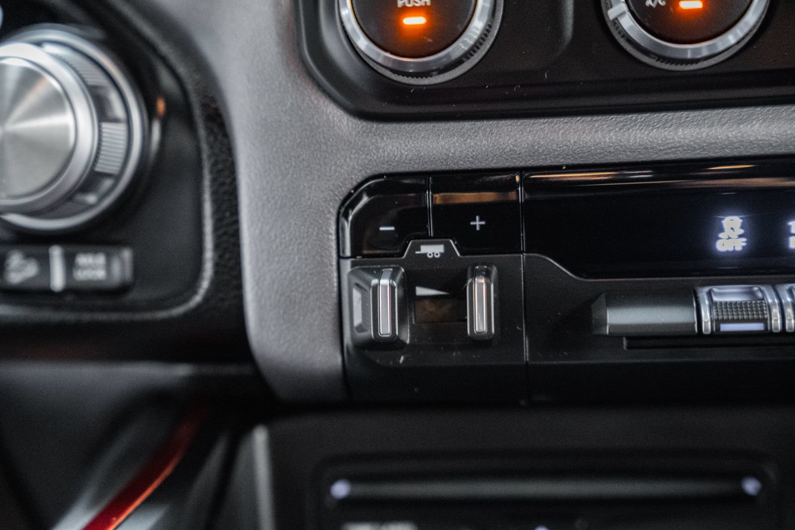 Used 2019 RAM 1500 Rebel w/ Rebel Level 1 Equipment Group AWD/4WD image 28