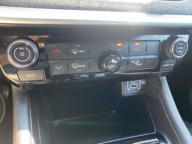 Used 2024 Jeep Compass Latitude AWD/4WD image 27