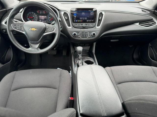 Used 2024 Chevrolet Malibu LT FWD image 11