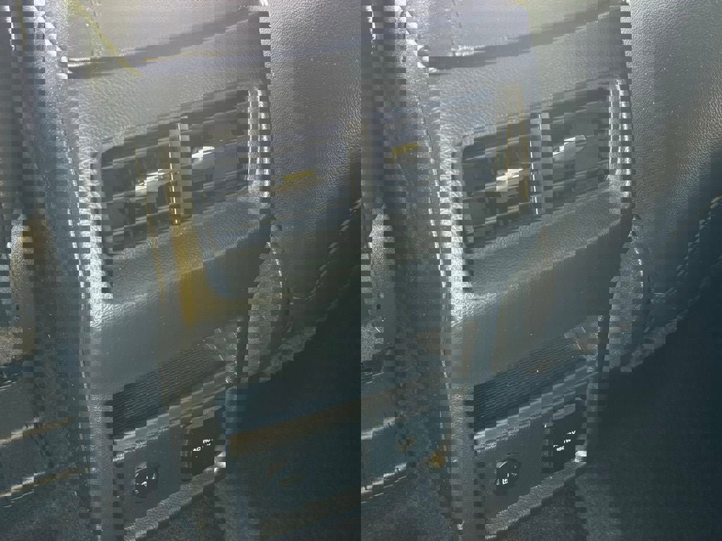 Certified 2023 Ford Edge SEL w/ Convenience Package image 11