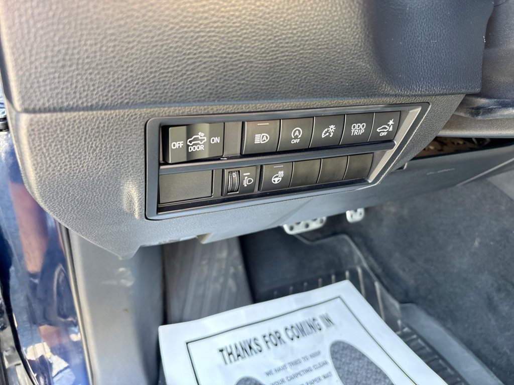 Used 2022 Toyota Tundra SR5 AWD/4WD image 28