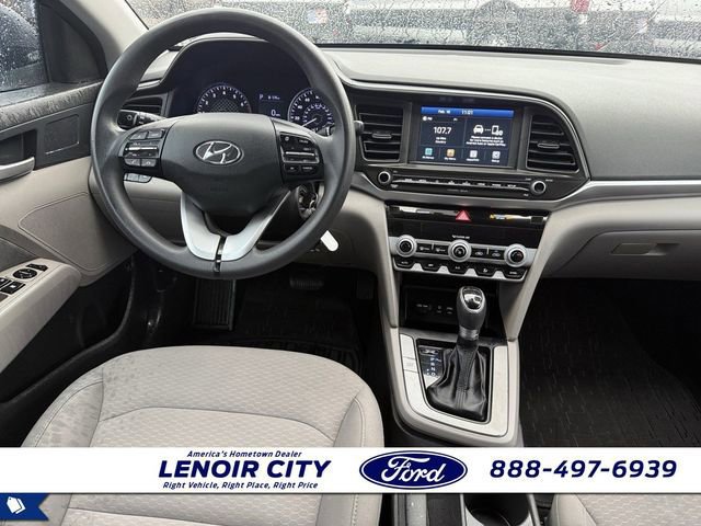 Used 2020 Hyundai Elantra SEL image 15