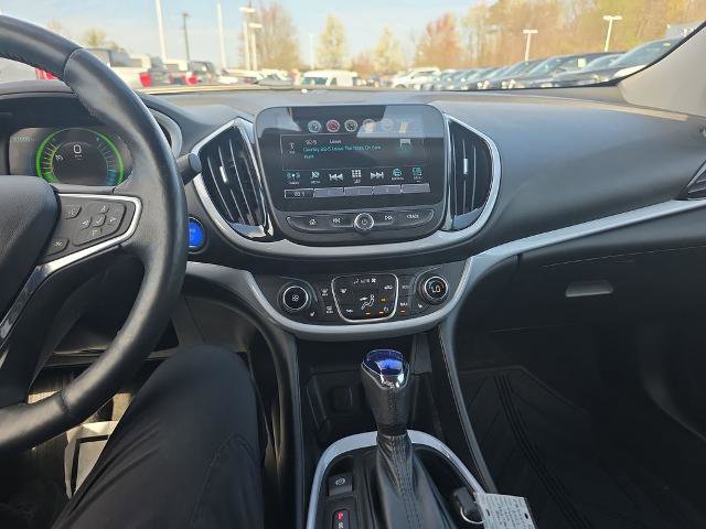 Used 2017 Chevrolet Volt LT w/ Comfort Package image 31
