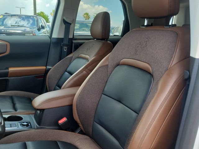 Certified 2025 Ford Bronco Sport Outer Banks w/ Outer Banks Tech Package+ AWD/4WD image 16