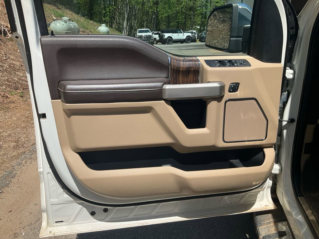 Certified 2020 Ford F150 Lariat RWD image 17