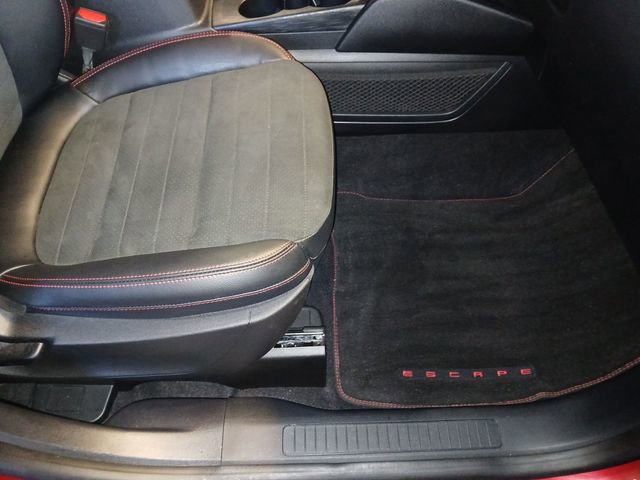 Certified 2022 Ford Escape SEL w/ SEL Stealth AWD Package image 51